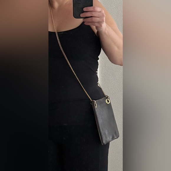 🌸host pick🌸NEW Leather cell phone crossbody - Picture 10 of 10